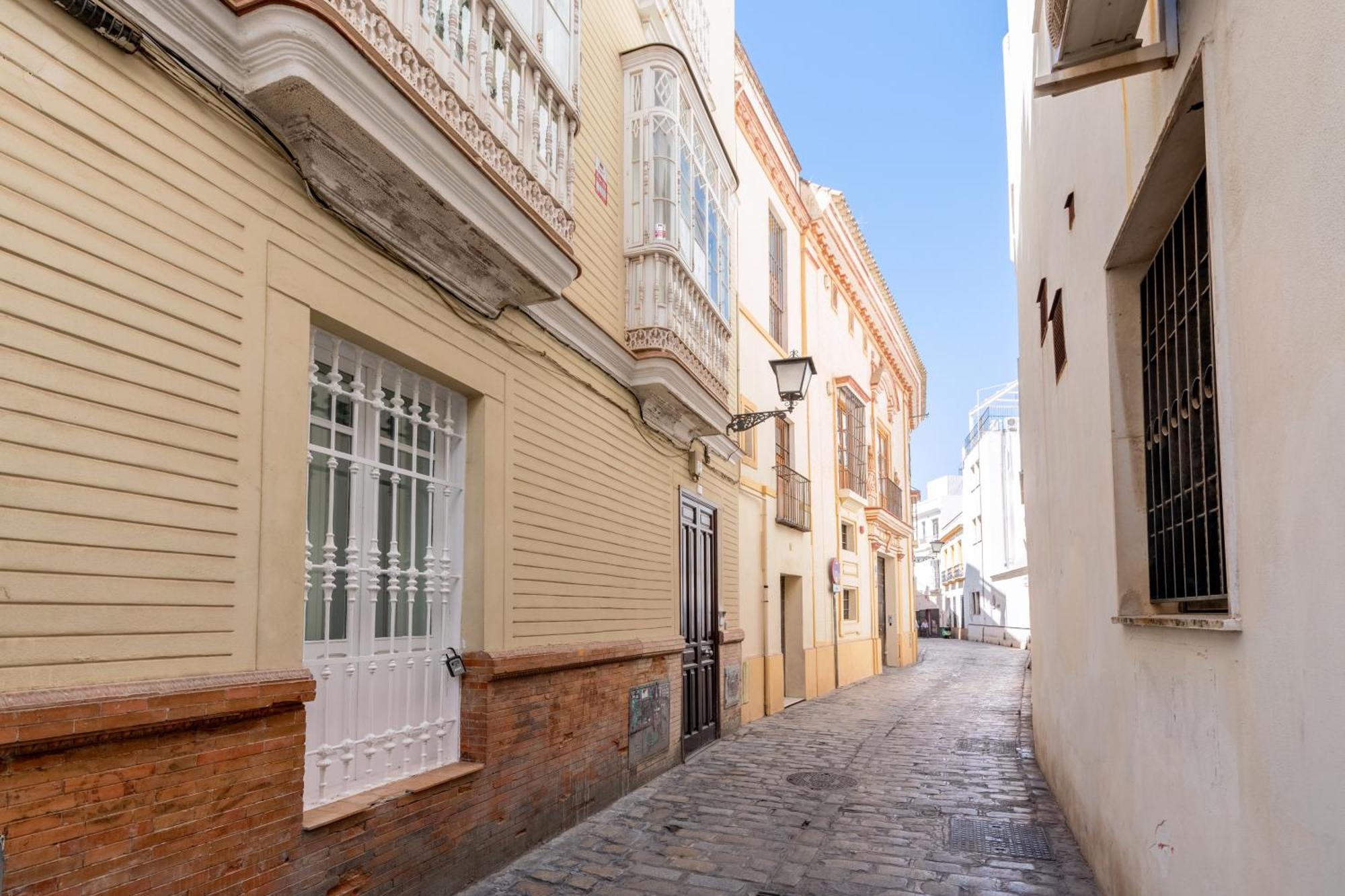 Apartamentos Rg Goyeneta Sevilla Dış mekan fotoğraf