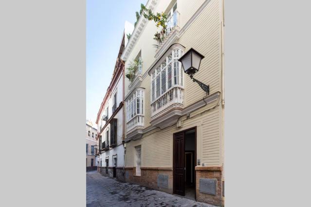 Apartamentos Rg Goyeneta Sevilla Dış mekan fotoğraf